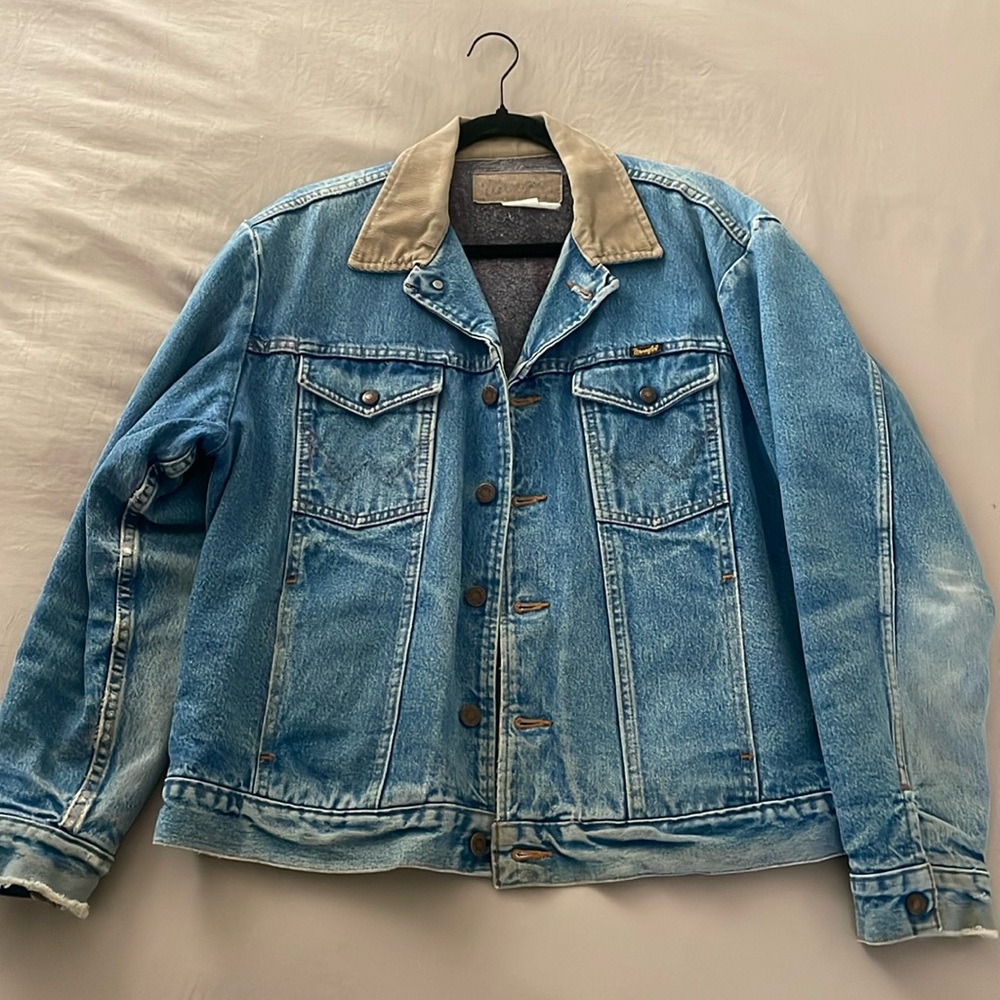WRANGLER vintage denim jacket!